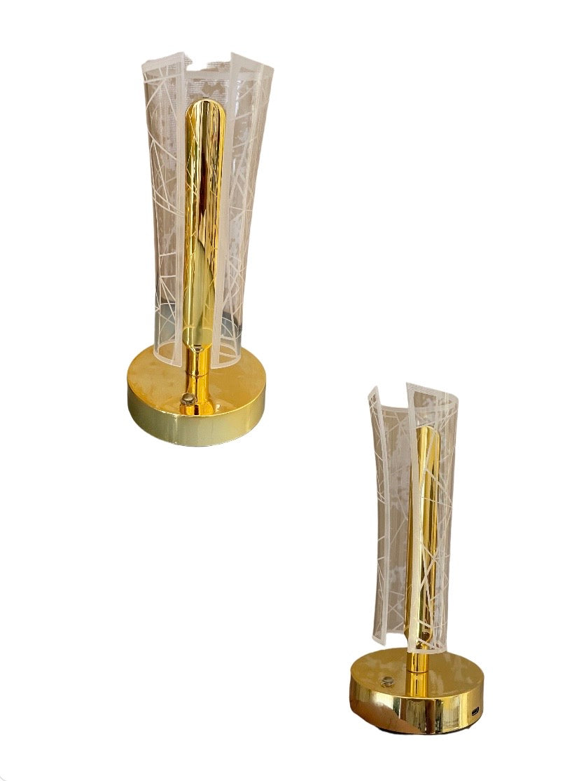 Aurora Luxe Lamp